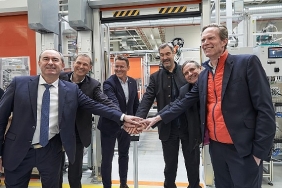 mandan-500-milyon-euroluk-yatirim-nurnbergde-batarya-uretimi-basladi.jpg