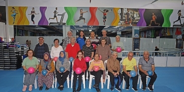 parkinson-hastalari-sporla-hayata-baglaniyor.jpg