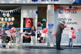 qnb-turkiye-23-nisan-ulusal-egemenlik-ve-cocuk-bayramina-ozel-olarak-hazirladigi-yeni-reklam-filmini-yayinladi.jpg