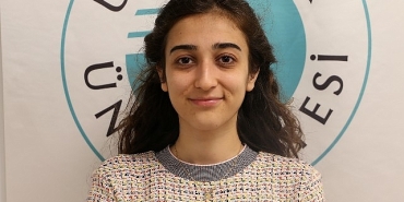 sigara-dumani-kirli-ve-tozlu-hava-ses-tellerini-tahris-ediyor.jpg