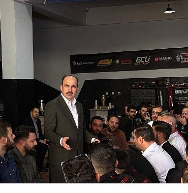 baskan-altay-calisan-genclik-meclisi-ile-otomobil-ve-motor-spor-kulubu-uyeleriyle-bulustu.jpg