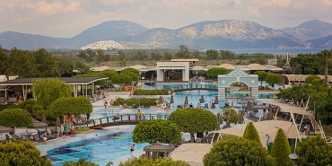 hilton-dalaman-sarigerme-resort-spadan-sari-yaza-davet.jpg