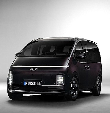 hyundaiden-brukselde-staria-elektrik-ve-ioniq-3-sovu.jpg