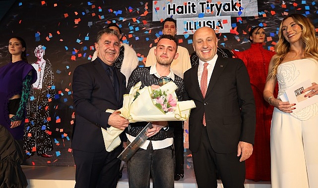 eib-xx-moda-tasarim-yarismasinin-sampiyonu-halit-tiryaki-oldu.jpg