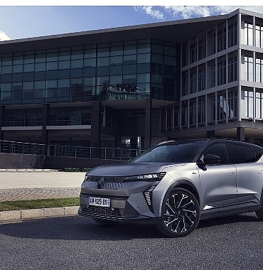 renaultda-elektrikli-ailenin-ust-segment-temsilcisi-scenic-e-tech-elektrikli-turkiyede.jpg