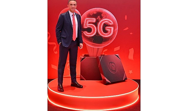 vodafone-turkiye-icra-kurulu-baskani-engin-aksoy-vodafoneun-dunyada-yaptigi-en-buyuk-5g-lansmanini-turkiyede-gerceklestirdik.jpg