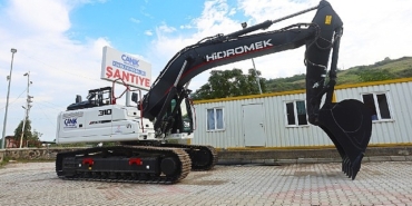 Canik'te Etkin Hizmet: Yeni İş Makinesi Filoda