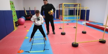 İstanbul'da engeller sporla aşılıyor: İBB’den 87 bini aşkın vatandaşa sporla rehabilitasyon hizmeti