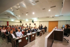 Karşıyaka’nın 6,6 milyar TL’lik 2027 bütçesine onay